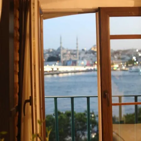 Fanus Karaköy