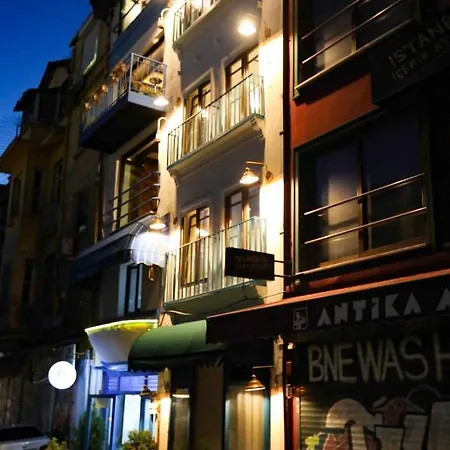 Fanus Karaköy Otel *