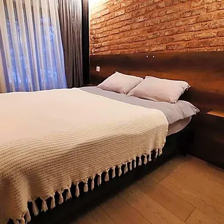 Hotel Fanus Karakoey *