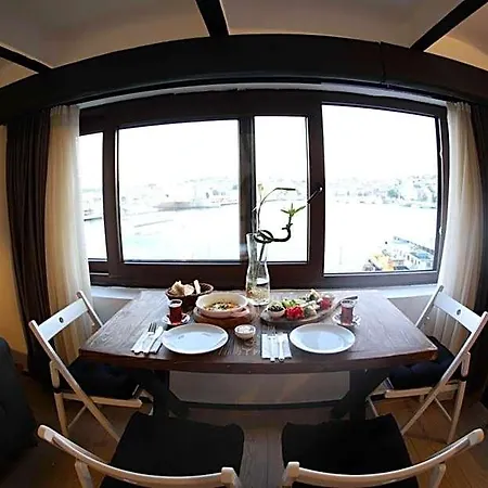Hotel Fanus Karakoey *