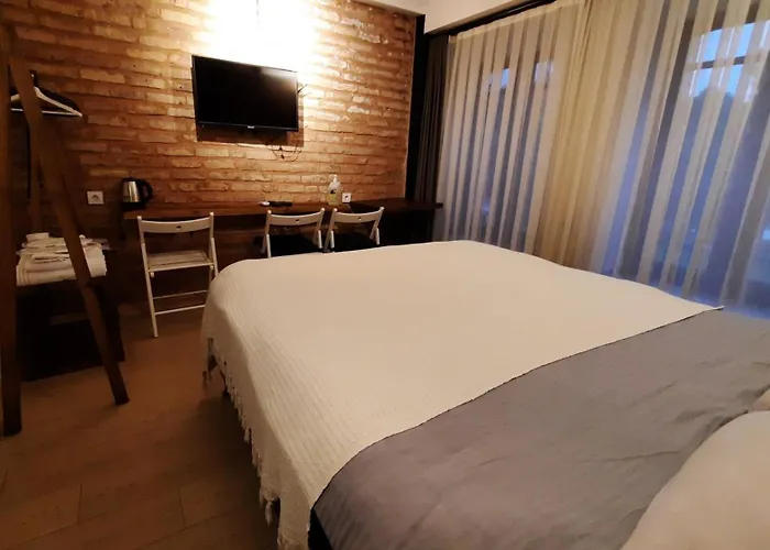 Hotel Fanus Karakoey *