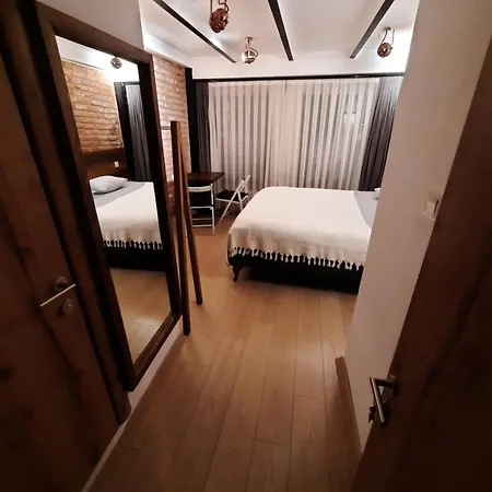 Hotell Fanus Karakoey *