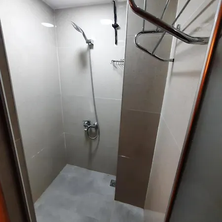 Otel Fanus Karakoey *